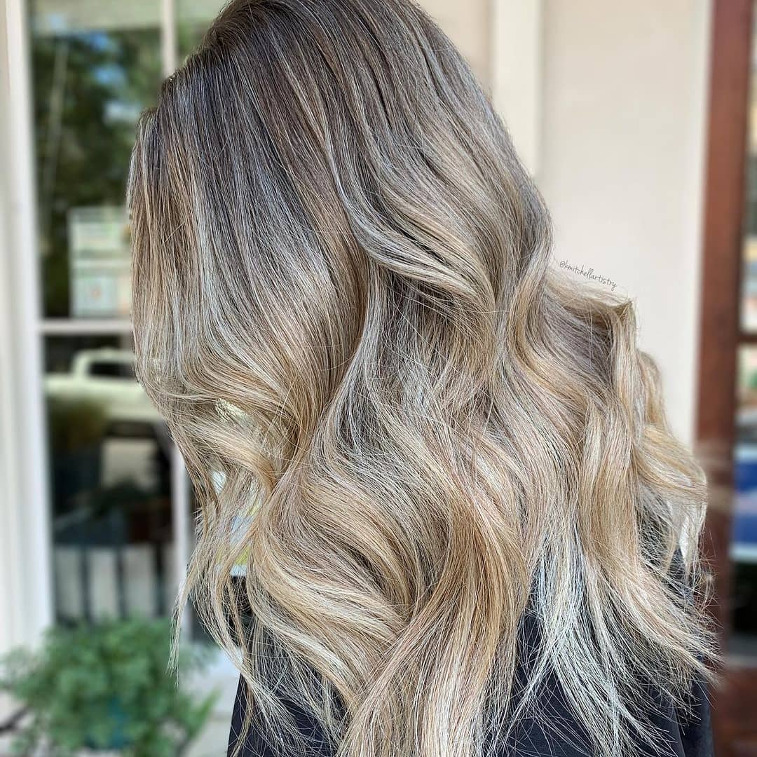 HabershamMarket's tweet image. kmitchellartistry 🤤🤤🤤 #balayage #shadowroot #rootyblonde #livingcolorsalonbeaufort #beauforthair #blufftonhair #portroyalhair #savannahhair #habershamsc #habershammarketplace #opc #oganethic #hcbeauty #longlayers #modernsalon #cosmoprof #behindthechair zpr.io/tvBL3