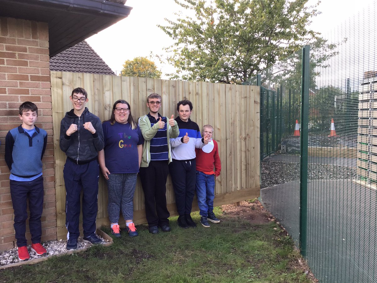 SelworthySchool's tweet photo. @Jewsons the Sixth Form have finished their fence! Thank you so much for the materials and opportunity it gave them to develop a range of new skills! We are looking forward to inviting Amy from @Jewson Taunton branch in to see our work next week! #opportunities #diy #thanks https://t.co/sU1xI358kS