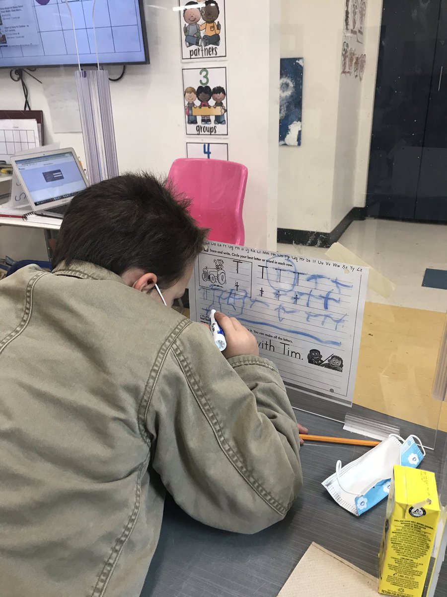 MissLahnalampi's tweet photo. Practicing our letter of the week on plexiglass! #pandemicteaching #cvdcs #rainbowdsb https://t.co/FHuLLSHCiN