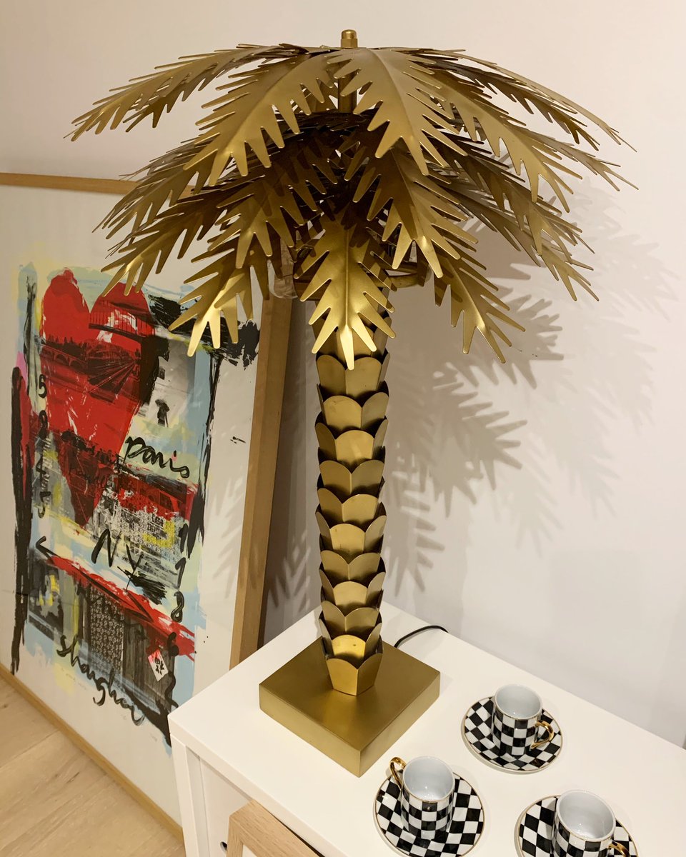 Looking for genuine #deco I met #PeekAndPack 💡🌴 Susana, the owner, is out of standards!