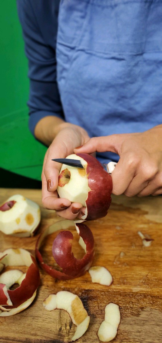 CookingCohorts's tweet photo. Remember last week’s segment “Homemade applesauce” !! Look how it turned out 🗣 Video Coming soon soo Stay Tuned 🔥 https://t.co/ACgecAP1js