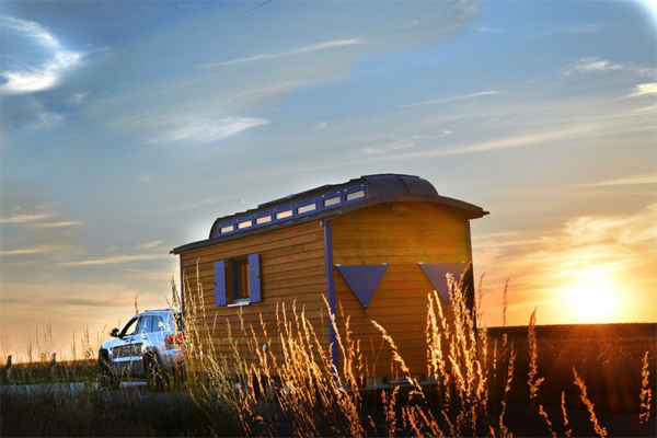 Unser TinyHouse Partner Holzbau Pletz, ein Meisterbetrieb aus Niederbayern, schafft mit langjähriger Erfahrung und hohem Qualitätsanspruch für seine Kunden kleine Wohnträume - langlebig &amp; ökologisch! Mehr dazu im EthikBank-Blog:
ethikbank-blog.de/2020/10/14/eth… #ethikbank #tinyhouse