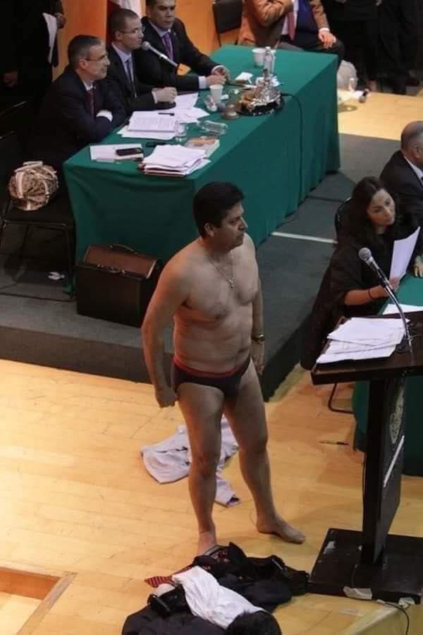 In 🇲🇽 , a member of Parliament removes all his clothes in Parliament during debate. "U r ashamed 2 C me naked, but u aren't ashamed 2 C ur people  in the streets naked, barefooted,desparate, jobless &amp; hungry after u've stolen all their money &amp; wealth" 
#covid19 #clippingpathbirds