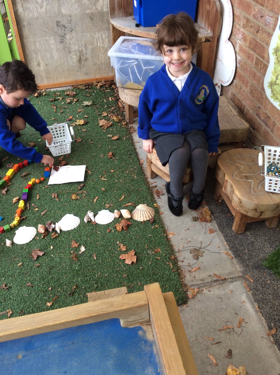 buryprimary's tweet image. Repeated patterns have been our aim today! Didn’t we do a great job! #numberpatterns #EYFS