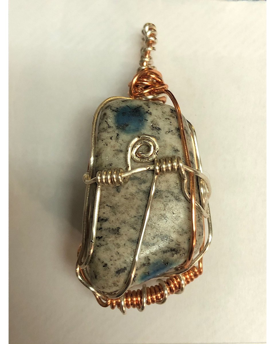 AIRANDEARTHC's tweet photo. K2 Jasper -WAS $30 .NOW $25

The energy of K2 Stone opens one's consciousness to receive guidance from the higher dimensions which enables one to make decisions in one's highest good. 
#crystals #wirewrappedjewelry #k2jasper  #airandearth #healing https://t.co/H8rNpisZVi