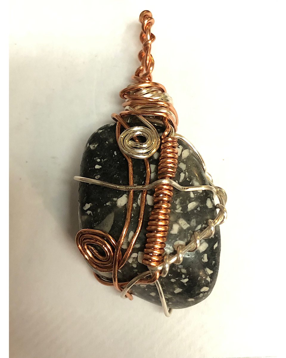AIRANDEARTHC's tweet photo. Guinea fowl jasper- WAS $25. NOW $15 !

Guinea Fowl Jasper protects against negativity. Jasper aids meditation and the development of intuition and insight and creativity. Jasper is known as a stone of protection, driving away evil and guarding you throughout the day. https://t.co/k1AggYxClD
