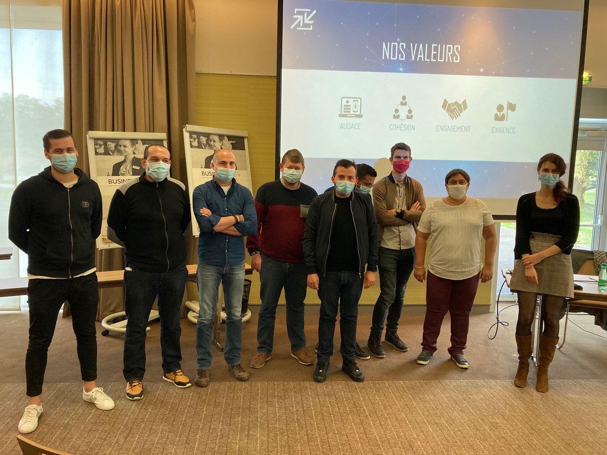 TRANSITIC's tweet photo. Depuis 1 an, 10 nouveaux collaborateurs ont rejoint l’aventure #TRANSITIC ! Techniciens, électriciens, communicants, chefs de projets…des profils variés venus renforcer et agrandir nos compétences. Au nom de toute l’équipe TRANSITIC: BIENVENUE ! 👏🤝 #RH #connectedintralogistics https://t.co/JX09RJjGb6