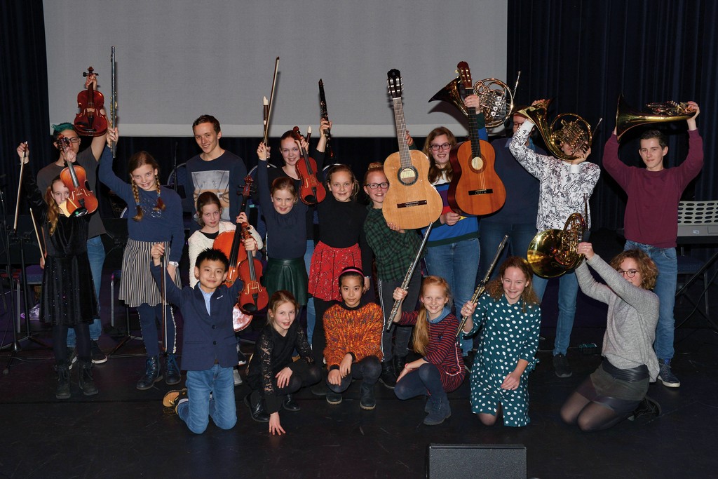 Doe mee met het Ridderkerks Jeugdorkest!

Lijkt het jou leuk met andere muzikanten samen te spelen in een orkest? Het Ridderkerks Jeugdorkest is op zoek naar enthousiaste, beginnende en gevorderde, muzikanten (6-20jr). 
Volg wo 28-10 een gratis proefles.
ow.ly/4RNM50BTiv5