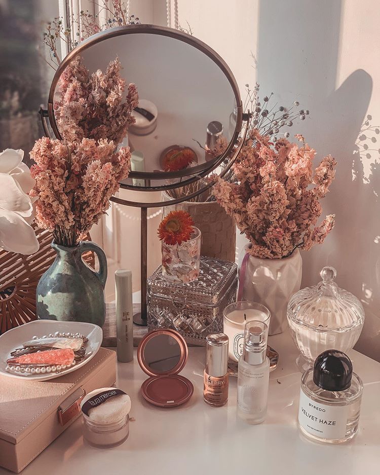 asolegrey's tweet photo. Gorgeous vanity details ✨ https://t.co/iGbKOySiOV