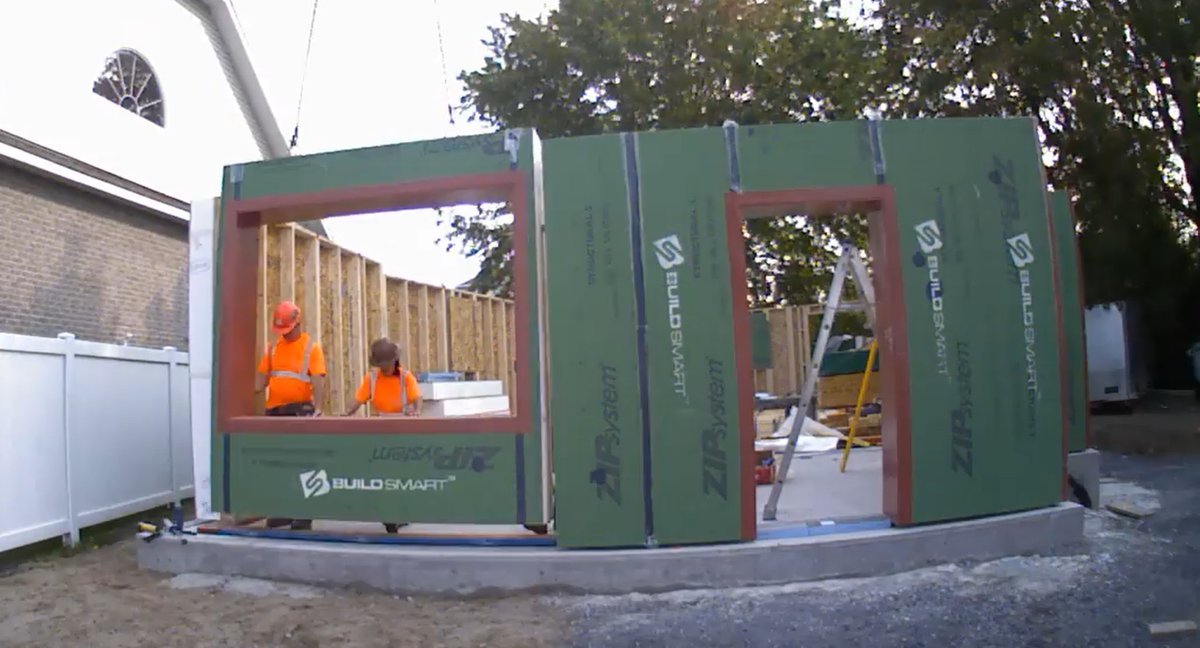 BuildSmartNA's tweet image. Above Board Carpentry just completed the 1st and 2nd stories of their highly #energyefficient single family project using the Build SMART  E-Wall system….the second floor went up in a single day…see for yourself..

buildsmartna.com/wp-content/upl…

buildsmartna.com/wp-content/upl…