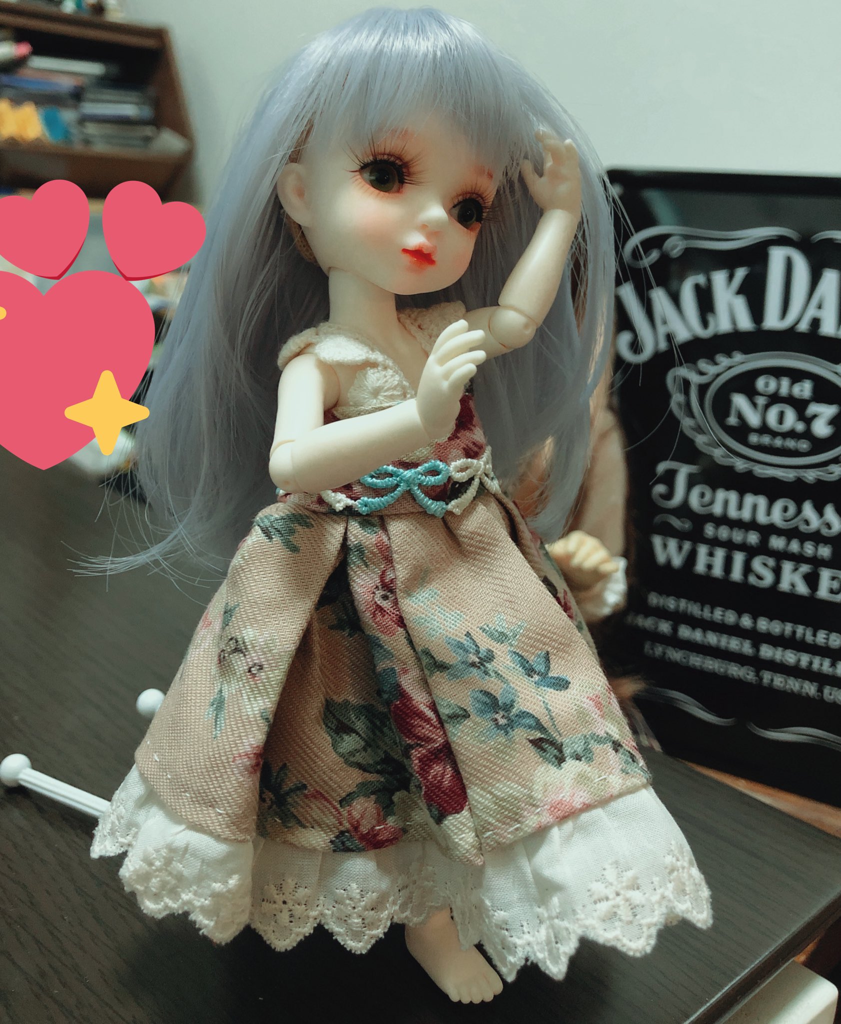 Uzivatel あんなのすい Na Twitteru 旦那がダイソーで素敵なスタンド見つけてきてくれた ぬいぐるみスタンドだけど ランティアちゃんサイズでも充分だし これならドルクのケースに入るから出先でも余裕で使える センチくらいまでの小さなドールスタンドお探しの