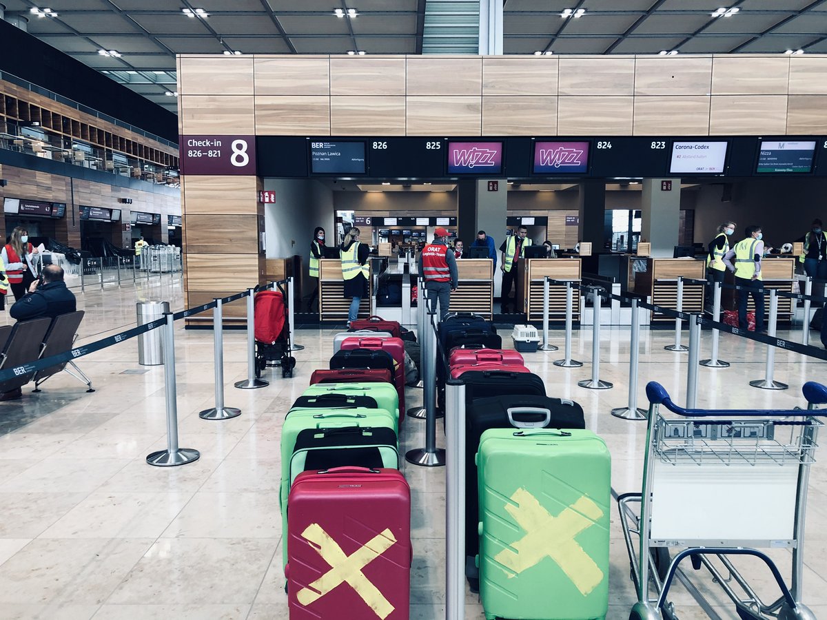 swissportNews's tweet photo. Today is the last day of #BERtesten! In the past few months, around 9,000 actors have put the new @berlinairport and our #swissport staff to the test. We look forward to welcoming our customers to the new terminal soon. @EGYPTAIR @aegeanairlines @airBaltic #helloBER @DtLuftfahrt https://t.co/8FEjDopCJa