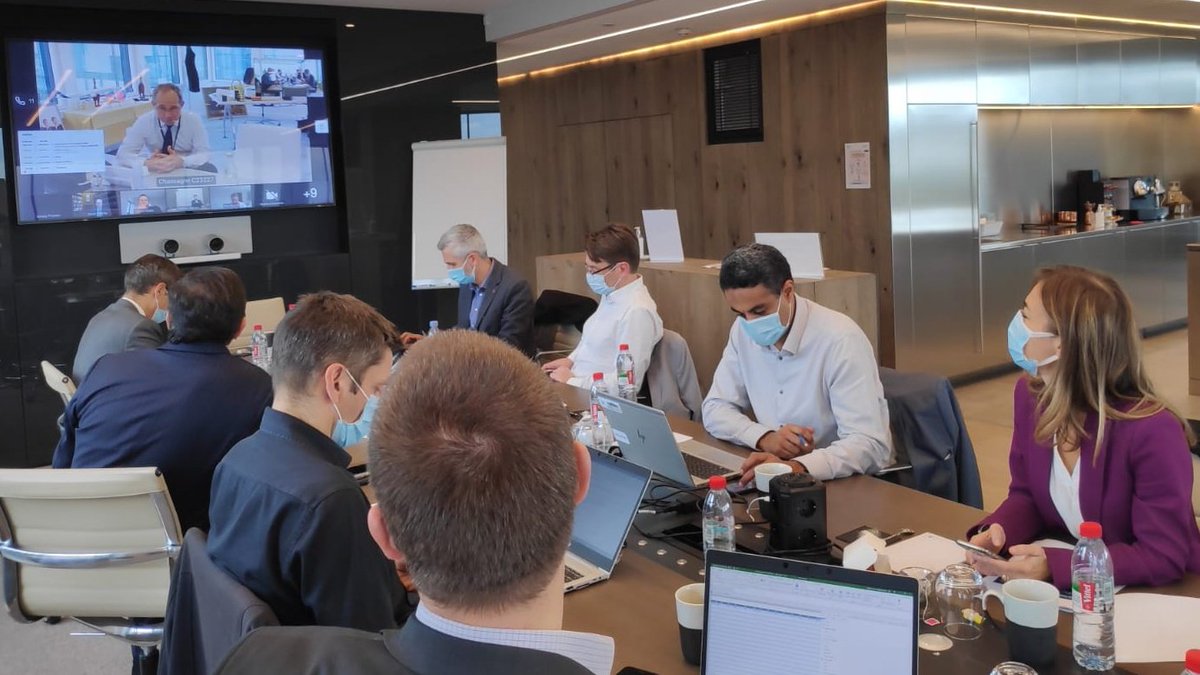 I am very glad to launch our 3rd #ITinfrastructure #ExternalAdvisoryBoard to discuss the future of technology to better serve <a href="/SocieteGenerale/">Societe Generale Group</a> clients with <a href="/FredericOudea/">Frédéric Oudéa</a>, our CIOs, IT experts and 10 #Tech leaders 

#cloud #data #CSR #CyberSecurity #workplace 

#TheFutureIsYou
