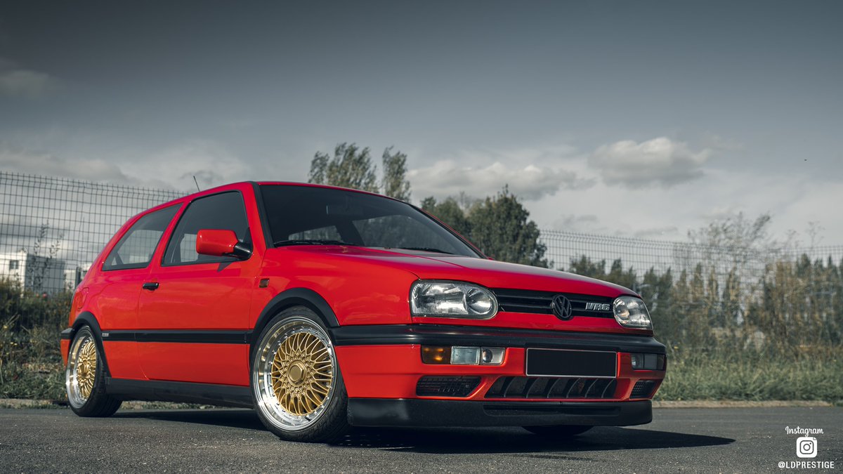 LensoUk's tweet photo. BSX in Gold Mirror Lip Polish 
Available in 15, 16 &amp; 17" 
(4 &amp; 5 stud fitments)
CR: @LDPrestige 
#lenso #lensowheels #cars #carwheels #photography #vw #alloys #alloywheels #wheels #staytuned #staysafe #follow4more #uk #eu #usa #worldwide https://t.co/az72T8wlam