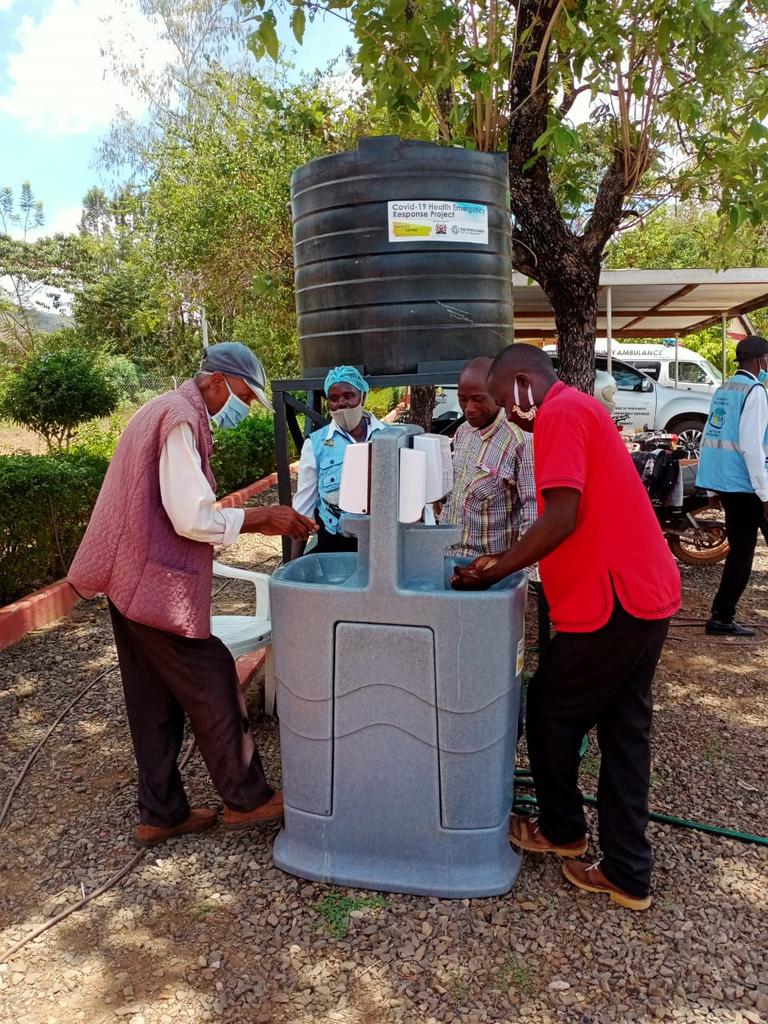 Kituku2's tweet photo. #Handwashing during #COVID__19 pandemic and Beyond will lead to decreased morbidity and mortality from diarrheal and respiratory infections.
#WorldHandWashingDay2020
#HandWashingChallenge
#thursdayvibes https://t.co/4f3In3rpTy