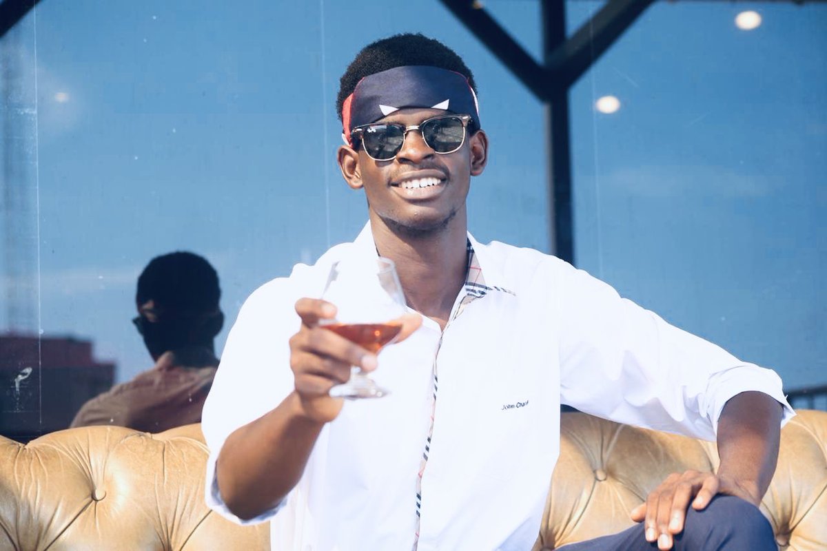RetroSiafa's tweet photo. At this point in my life I’m not looking for friendship brother, give me dealship 😂and chill🥰
#TeamRetro
#RetroGang
#RetroNation
#Retro
#Retromyman
#Green😂
#Retroknights https://t.co/bHSyvfjg22