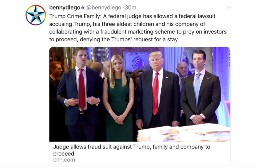 caborradaileho1's tweet photo. @JohnCornyn @nypost Now do these useless twits https://t.co/R5iWnWlV7O