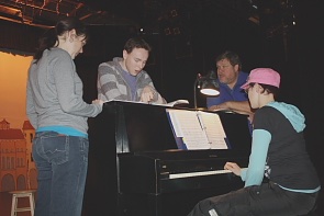 LethbridgeMusi1's tweet photo. Continuing our #ThrowbackThursday month of “Kiss Me Kate” in 2010, we have a few rehearsal photos to share with you all 🙂
Photo credit: @LABeatartsmag 
.
.
#actorslife #theatrelife #actor #actress #musical #musicaltheatre #lethbridge #yql #lethbridgemusicaltheatre #rehersal https://t.co/k52qkPNXtj