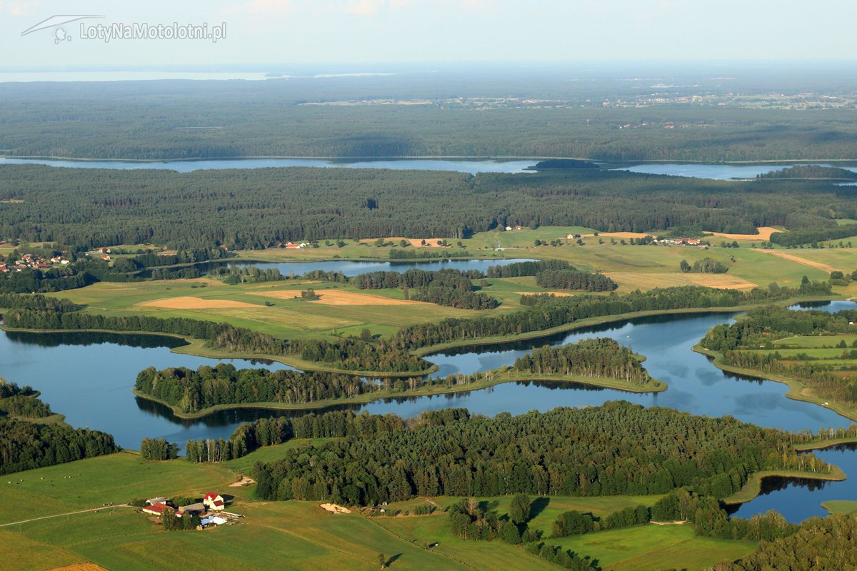 LotyNaMotolotni's tweet photo. Za oknem szału nie ma więc dla rozgrzewki letnie wspomnienia. Więcej zdjeć i lokalizacja: https://t.co/99FyRAnALQ
#mazury #lato #fly4fun https://t.co/CbO5K22EX6