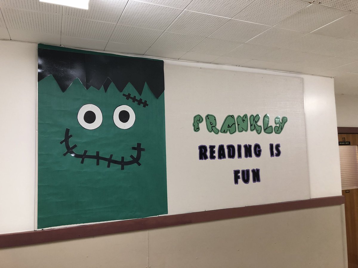 Frankly, reading is fun! 👻 I have already heard a few of the Early Learning Centre children share their excitement of this display! @imperial_school <a href="/RegPublicSchool/">Regina Public Schools</a>