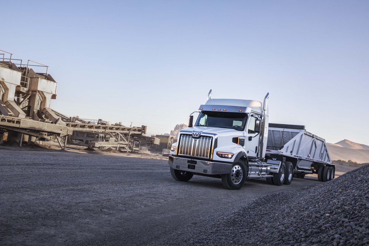Power and durability personified. The Western Star 49X. bit.ly/3lgtRCg