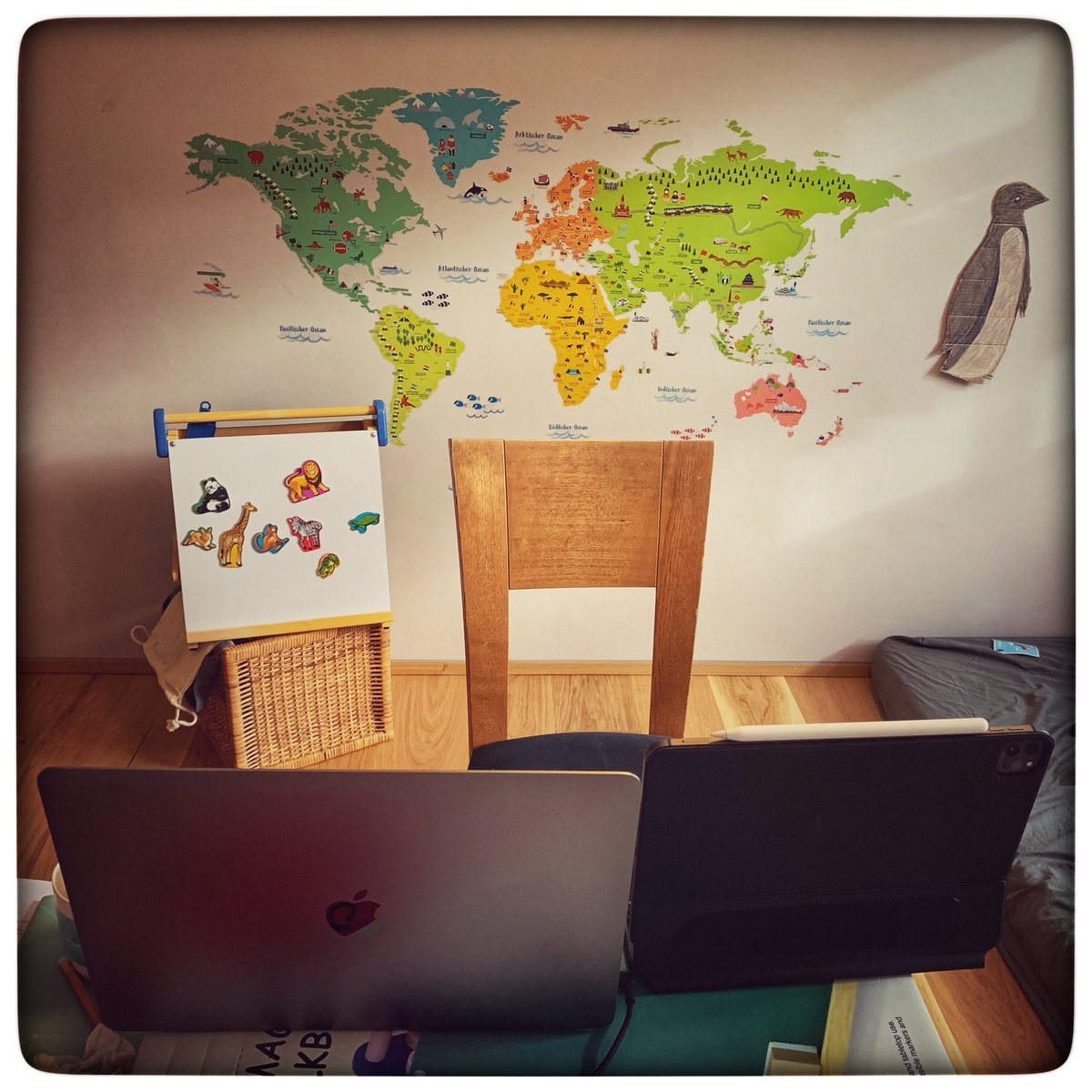 geoviews's tweet photo. Quarantine Cartography Classroom #distancelearning #onlineteaching #cartography #zoom #labclass #cartolab #gislab #mapsathome https://t.co/TEF2utdgkM