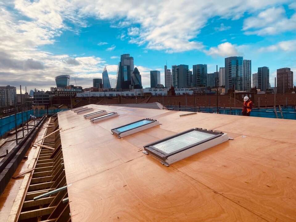 BuildEverard's tweet photo. Mansard Roof being prepared for the PLX metal roof finish - The finished roof will look amazing!

#Extensions #LoftConversions #PlanningPermits #roofs #builds #newbuilds #construction https://t.co/Re2VXNBFxC