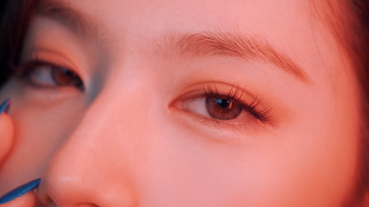 Minatozaki Sana's teaser [a thread] #EyesWideOpen  #ICANTSTOPME  @JYPETWICE