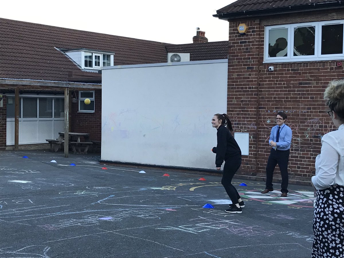 TheOaklandsBham's tweet photo. Such fun after school in the playground @TheOaklandsBham Tears of laughter and just a touch of competition! #wellbeing #bekind #MentalHealthMatters #healthyschool https://t.co/9P0RvBhM5J