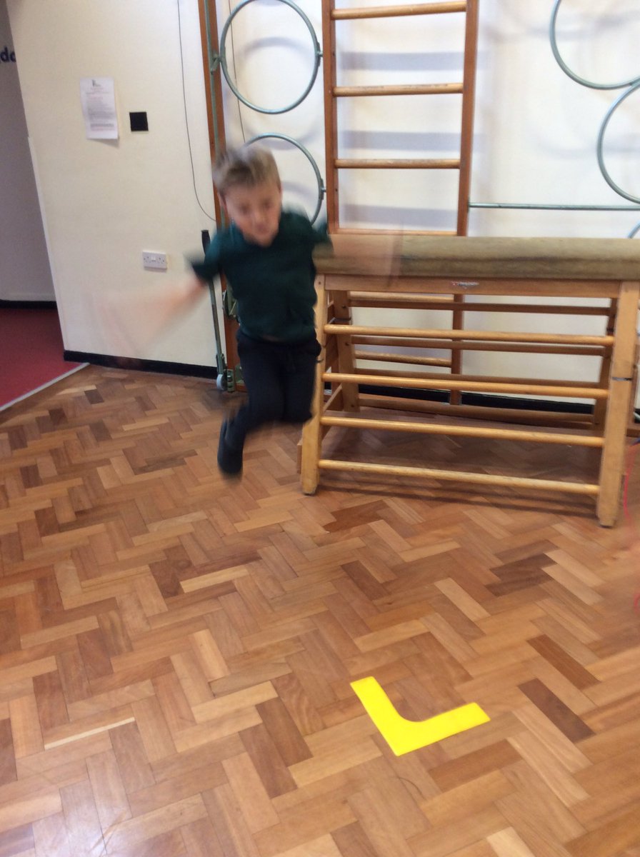 TickfordPark's tweet photo. Year 2 had a great time learning to skip today with a skipping rope! #tp4year2 #tp4PE https://t.co/6af3kp0q9j