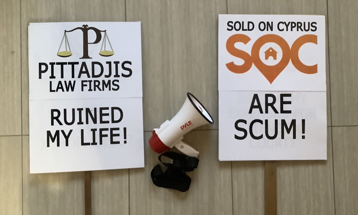 Beyond_Contempt's tweet photo. Last night hundreds protested &amp; today the House Speaker resigned. The 2nd political scalp of Al Jazeera’s exposé. But is that it? What of the lawyer &amp; estate agents who appeared to carve up Cyprus to criminals?

Ever have that ‘all dressed up and nowhere to protest feeling’? https://t.co/BAQxWTawRh