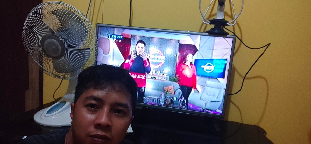 Ahmadam220686's tweet photo. @TRANS7 Memilih Menjemput bosku,, sebagai laki2 qt harus bertanggung jawab kepada pacar bosku,, menjemput salah satu bentuk syg kita ke pacar... Yaaa, dari situ kan bisa dilihat sejauh apa kita memperjuangkan pasangan kita." ciee
@TRANS7 
#IndonesiaGiveaway35 https://t.co/CYVM3d9887