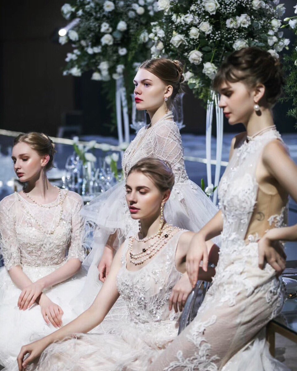 bridalannylin's tweet photo. High-end-couture by ANNY LIN bridal.❤️ Featuring romantic, edgy, exotic and fashionable glamour, find your dream dress becomes a simple process..!🥂🛍
💍Contact our agent worldwide.
#annylinbridal #weddingdress #weddinggown #bridal #bride #couturebridal #vintage #designerwedding https://t.co/tGxMYUEjQZ