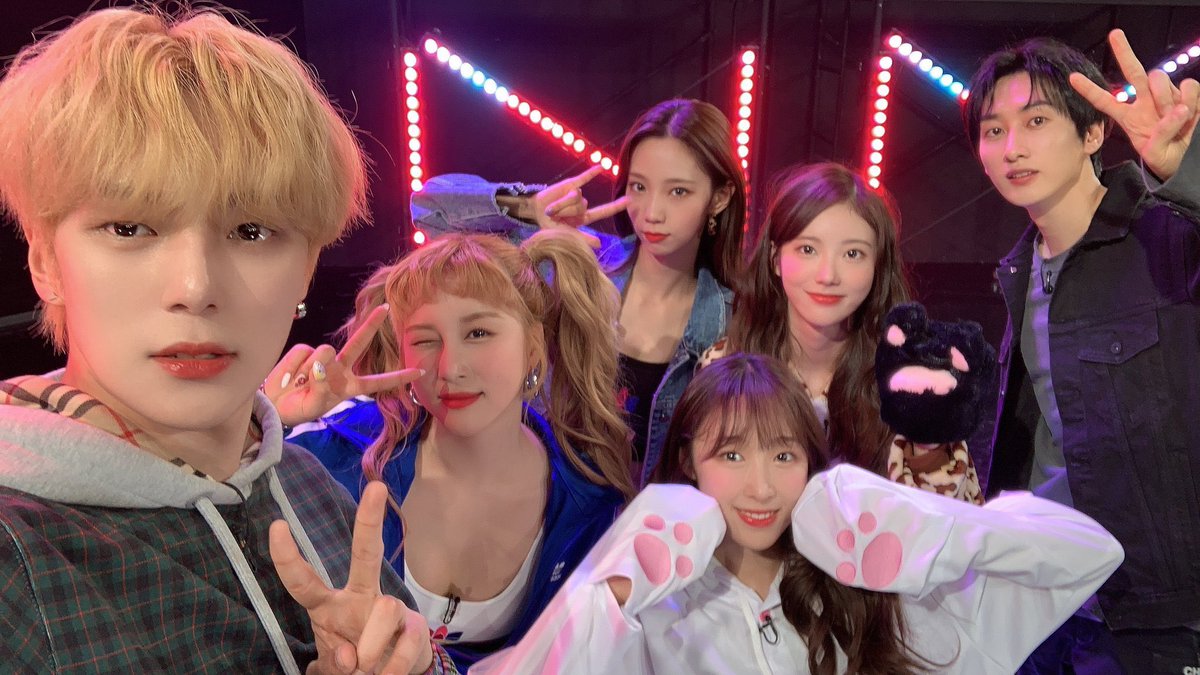 chi_1103_'s tweet photo. 推し2人の共演で興奮おさまらない。。総じてみんな可愛いしるだこの前髪ないのは天使すぎるしみにょくの���明感と美しさは相変わらずヨジャにも負けてないこのうるうるおめめ🐶 https://t.co/QDEyMovEU8