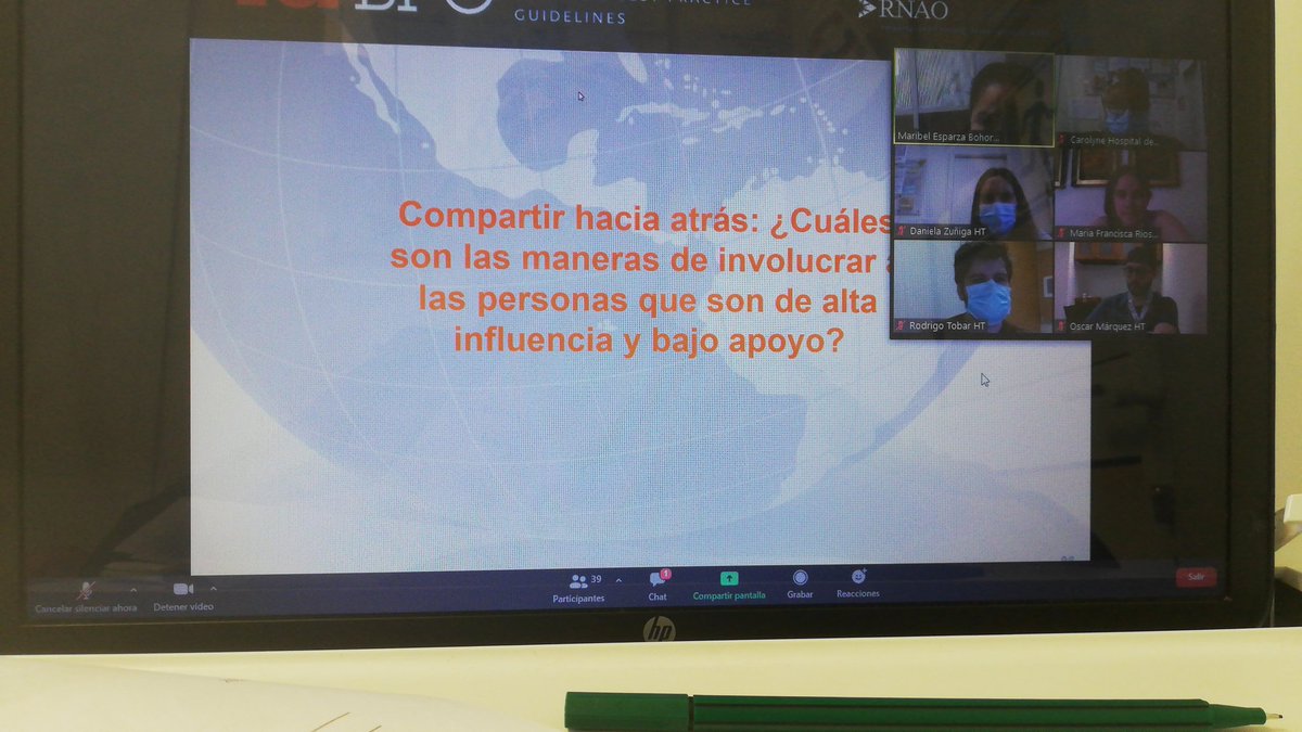 ArayaCarolyne's tweet photo. En la tercera jornada de capacitación de la @RNAO @BpsoDel #hospitaldeltrabajador acompañada de @danilu03 😊 https://t.co/7pJ0mYtM8q