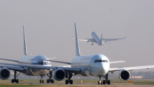 AF_editorial's tweet photo. Lessor Resilience in Q3, despite Moody report on lease deferral writeoffs. Improved trend in lease revenue collection at Avolon; financing for $2.2 bn at AerCap; $7 bn liquidity at ALC &amp; an owned-aircraft utilisation rate of 99.7 % at BOC Aviation: https: https://t.co/VzfkdHUWSV https://t.co/IDB8UIo3pV