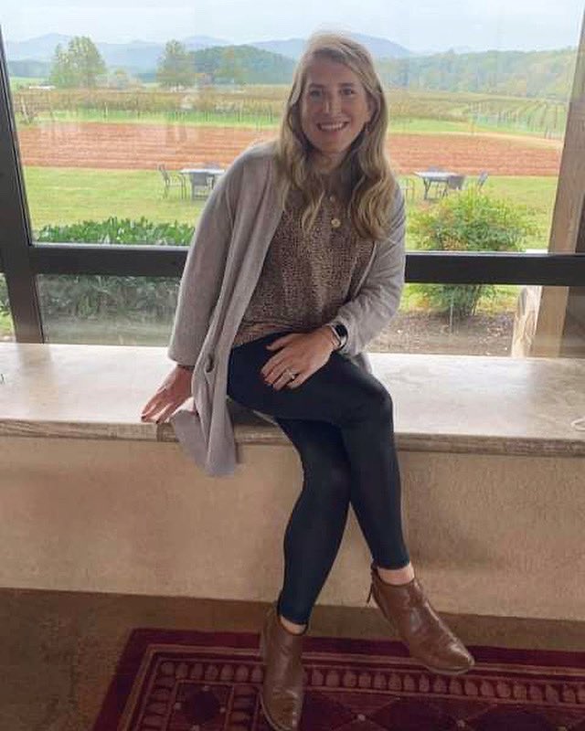 heartswontlie14's tweet photo. Sitting pretty 

@LOFT @carrieunderwood  @CALIAbyCarrie @CALIAbyCarrie @FabFitFun 

#loveloft #caliabycarrie #chooseyou #pretty # https://t.co/l8iDHj7How