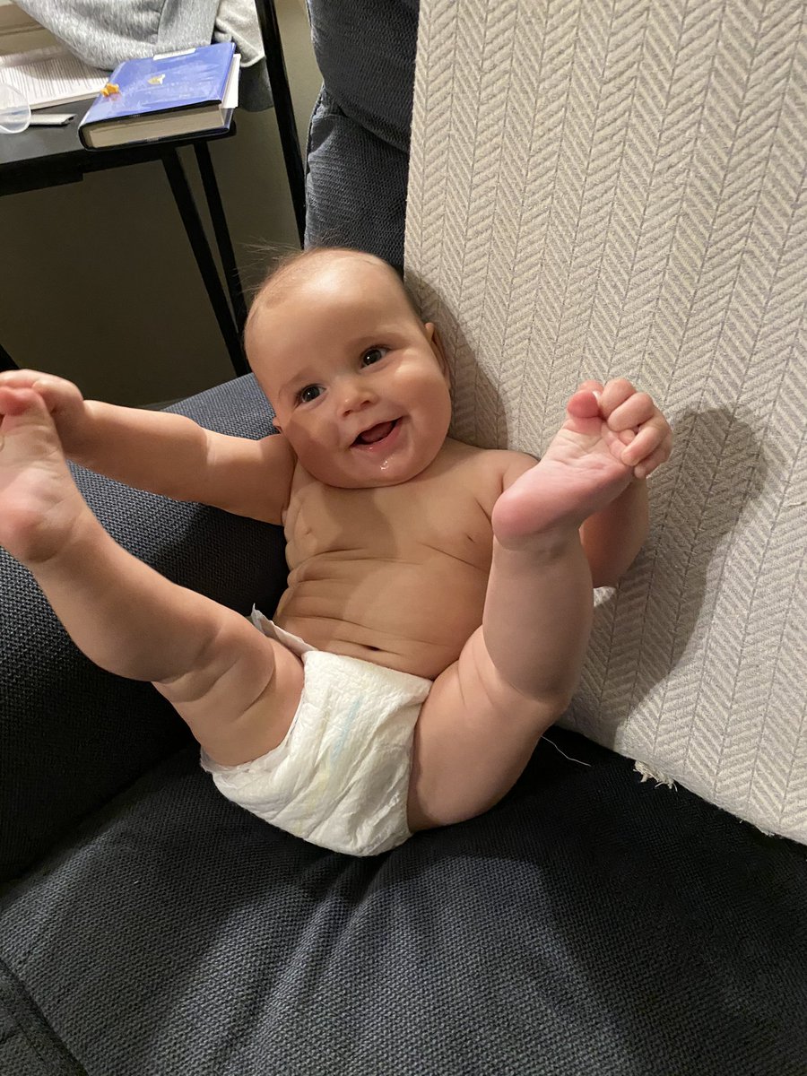 MonicaCraigmile's tweet photo. Spencer
19 weeks old
Unemployed 

Sweet boy who loves to smile at blondes, brunettes... honestly anyone. The ladies will love his shirtless look by the pool and he promises to stop eating the roses and start handing them out instead! 

@ABCBachelorThe @BacheloretteABC https://t.co/GVOZRIfNTF