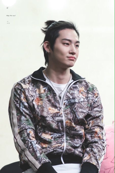 cutie manbun @GOT7Official  #GOT7  #EKP_bestmaleseniors_GOT7