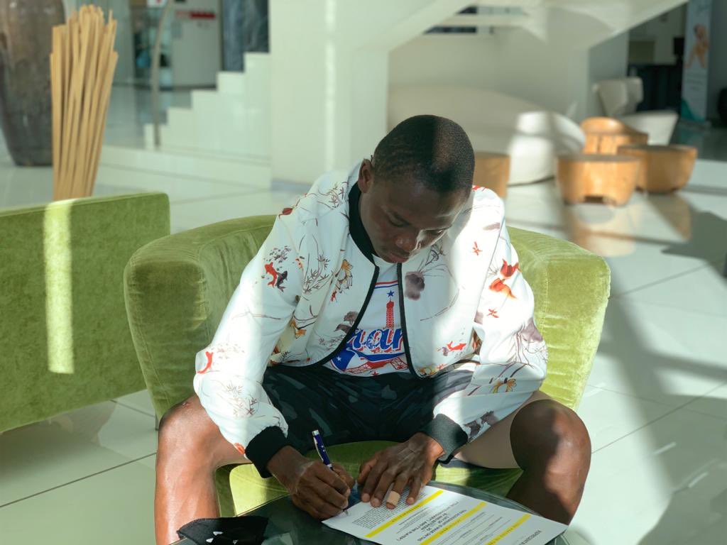 ArthurLegacy's tweet photo. SIGNED & SEALED
@SCBragaOficial’s Abdul Rahim Alhassan is officially a member of ArthurLegacy.
#FifaAgents #SuperAgent #FootballBusiness #ArthurLegacy 🇬🇭 https://t.co/Y6oVYQJ0Op
