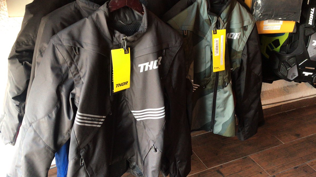 ZoneThor's tweet image. Thor zone.    Chamarras thor terrain 2021 $ 3400 pesos se hacen chalecos