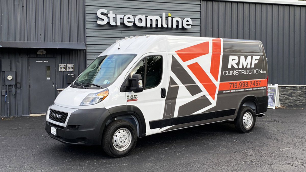 streamlineBFLO's tweet photo. When done right, #partialwraps (and a stellar #colorcombo like this one) can have a huge impact! #brandingmadesimple https://t.co/ToesQ05vCX