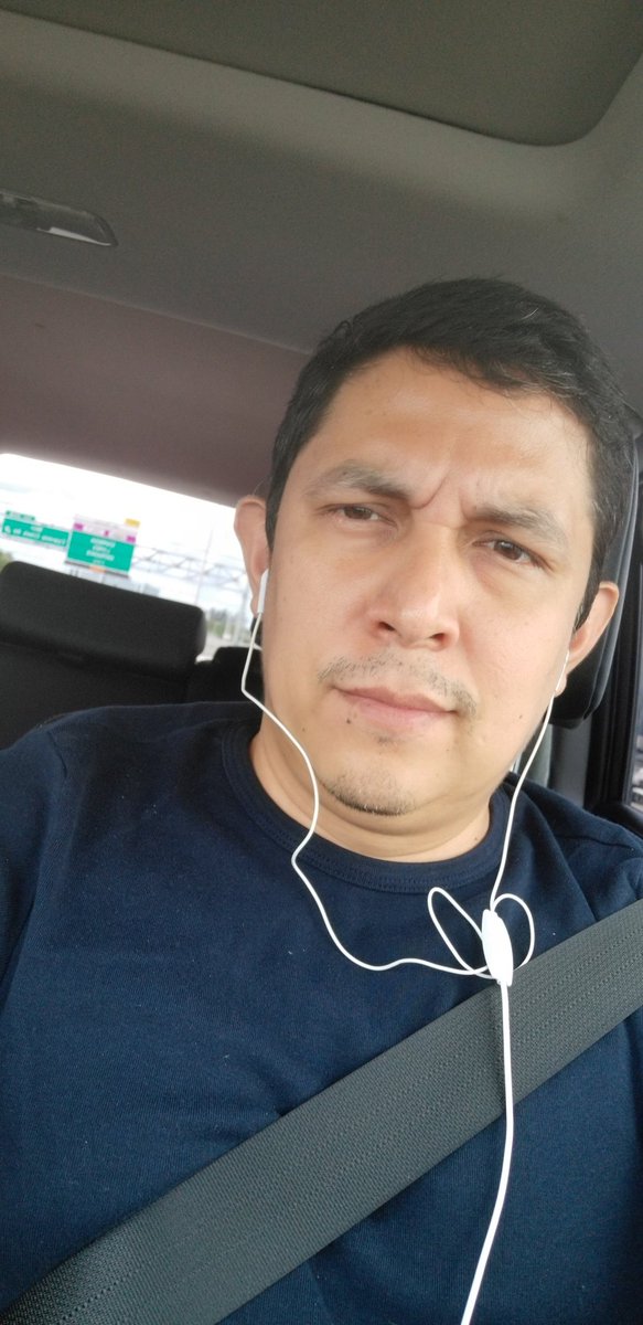 deybizhino's tweet photo. Toco salir, pero no me pierdo un minuto de #smdayec Social Media Day EC 2020 desde #browardcounty https://t.co/nKHOqpdrIv