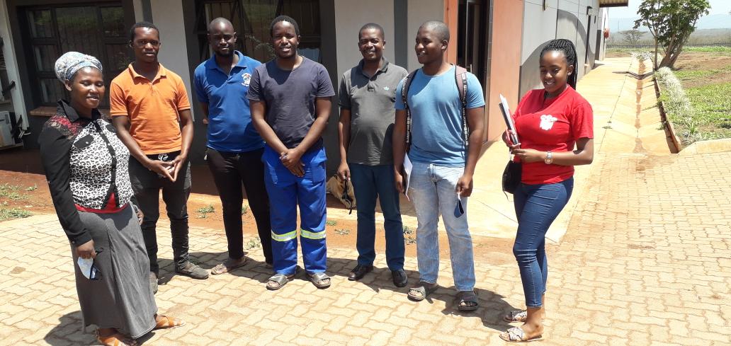 snyca17's tweet photo. Platue Youth Multipurpose Cooperative in the Lubombo region. A recently registered youth cooperative that looks into Agriculture and home industry ππΈπΏπΎ. Cooperatives are the way to goπ€². #esnyca #youthcooperatives #eswatiniyouth #youthinbusiness # https://t.co/lPhah9FZe0
