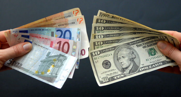 _expatriation_'s tweet photo. Quelles meilleures solutions pour fonds USA France
#euro #dollar comparer les #virements #bancaires, #Fintech, #Peertopeer
https://t.co/UmhN5CGjOD https://t.co/LphjD1FPuB