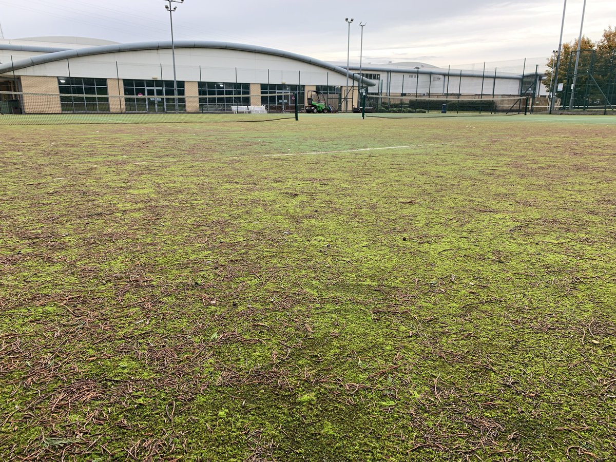 replay_alex's tweet photo. Our @ReplayMaintain Renovate process has got these tennis courts in Hull looking like new 🤩 https://t.co/v1am3pDzoh