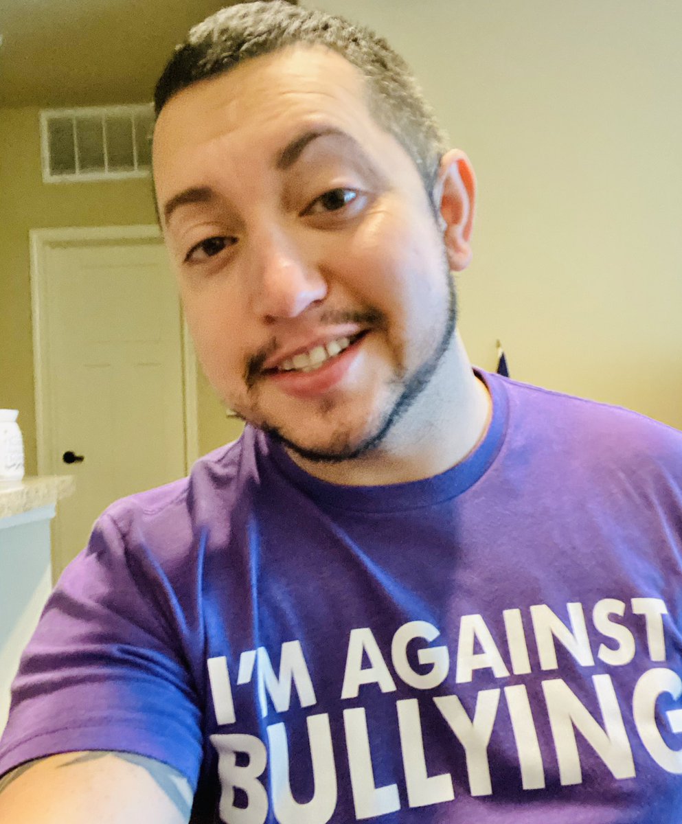 #SpiritDay2020 I stand against the bullying of any LGBTQ+ youth! It takes so much courage to live your authentic self at such an early age and i commend you! @GLAAD <a href="/LEAGUEatATT/">LEAGUE at AT&T</a> <a href="/LEAGUEATTAustin/">LEAGUE ATT AUSTIN</a> 
#antibullying #LGBTQ #LEAGUE #EG #loveislove #LifeatATT #GLAAD