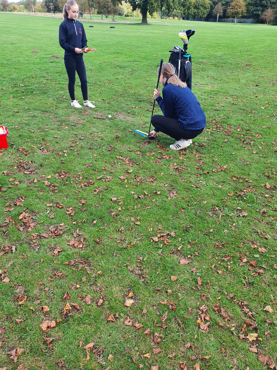 Abbie_Thompson9's tweet photo. Pictures from the weekend range session with @KarlaMee10. It was good to take a step back from my own golf to be able to help assist Karla with her game using @colourpathgolf #juniorgolf #girlscangolf #juniorcoachingjuniors #keepitvisual🌈👀 @WomensGolf https://t.co/cZFmzwvgci
