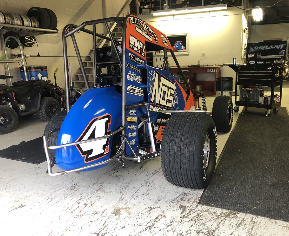 JustinGrant40's tweet photo. The @NosEnergyDrink @RAMS_Racing @Rockwellinc #4A is ready to have some fun tomorrow  at @kokomospeedway! https://t.co/AMlp5hbwV6