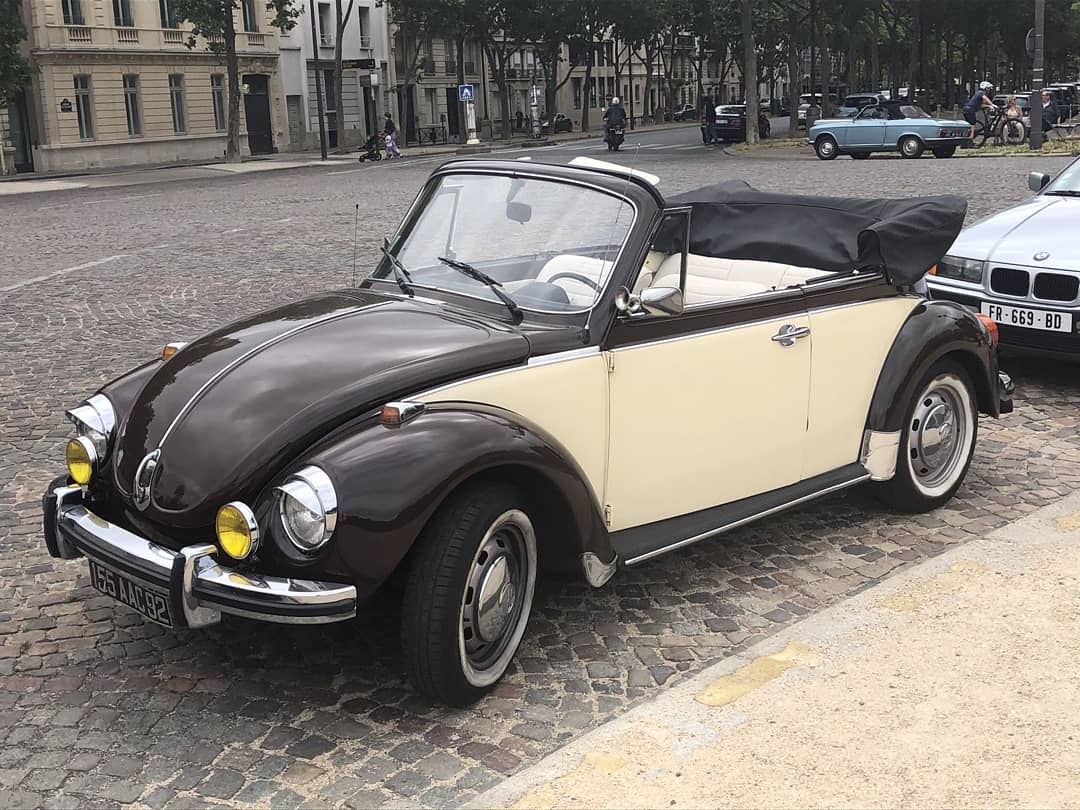 DriveTheCar's tweet photo. Que tal esse Fusca conversível em duas cores? 

#Fusca #Beetle #conversivel #convertible #decapotable https://t.co/bdpL4Vd6Tc